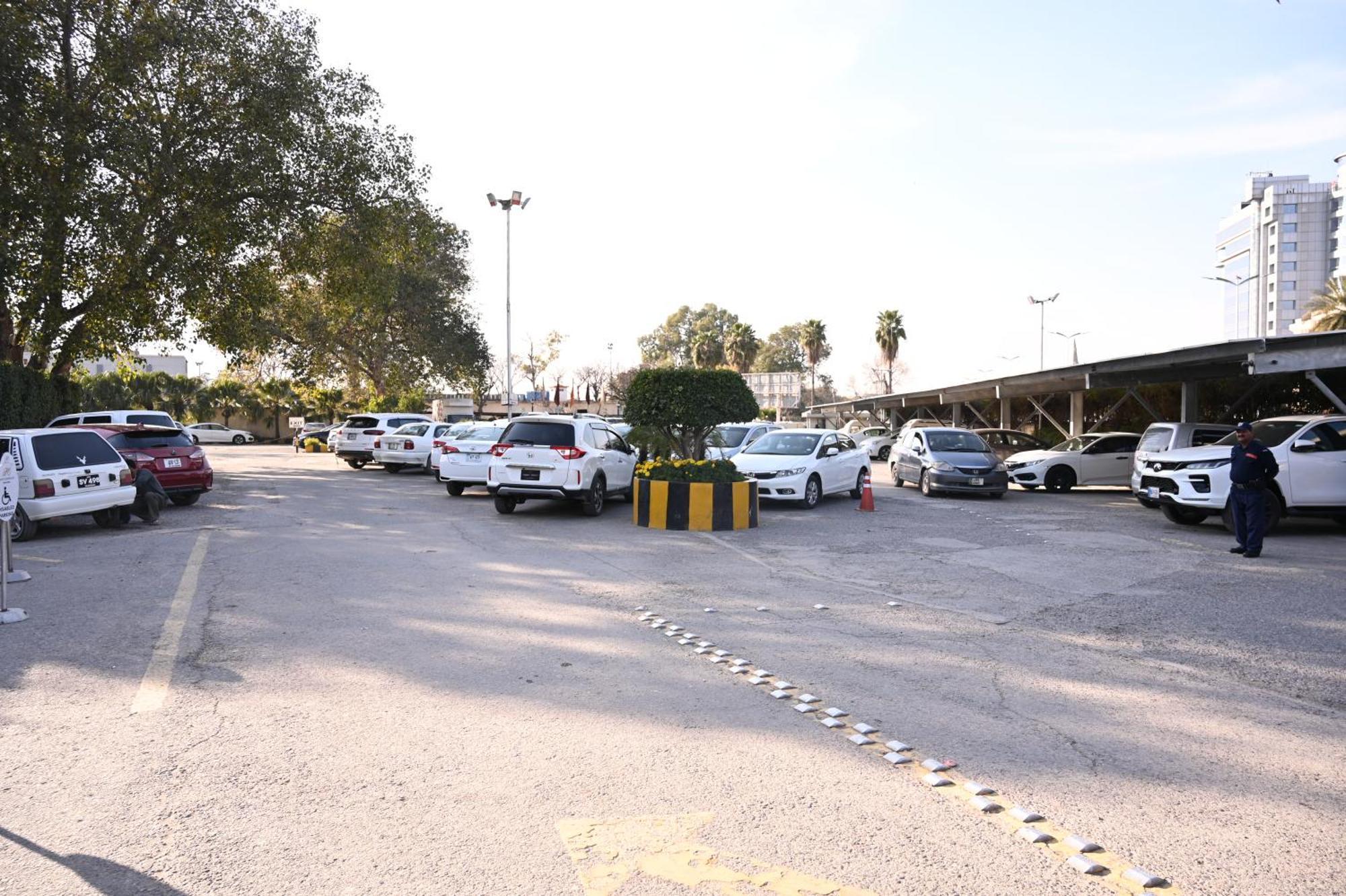 Pearl Continental Hotel, Rawalpindi Exterior photo